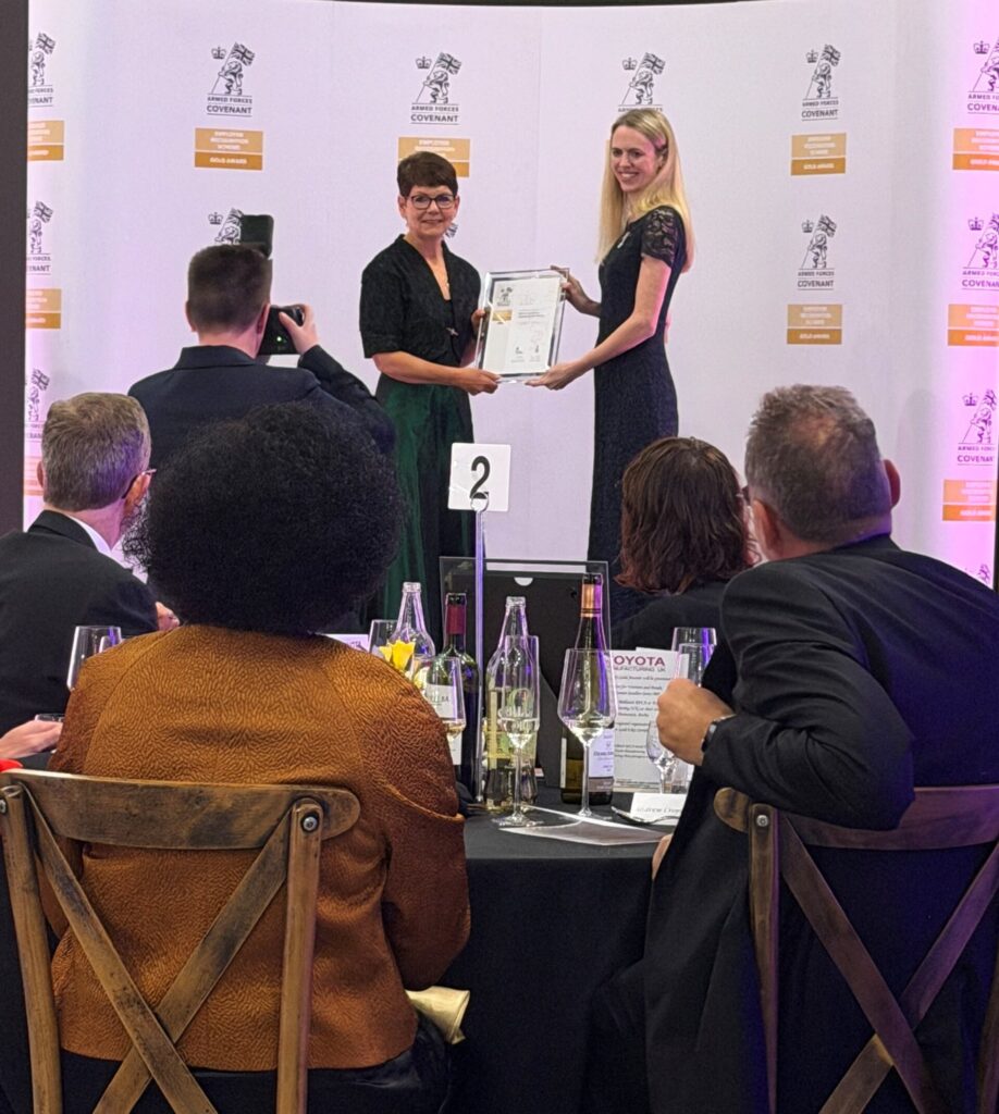 Caption: L-R Jacqui Bunce, Programme Director and Armed Forces Lead, NHS Lincolnshire ICB, is presented with the Ministry of Defence Employer Recognition Scheme (ERS) Gold Award by Louise Sandher-Jones MP, Minister for Veterans and People.